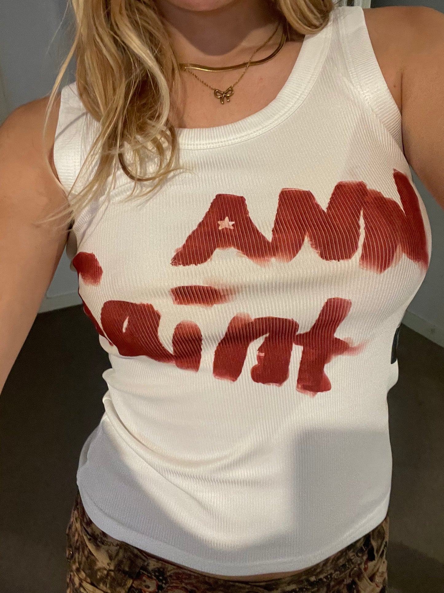 Lipstick Tank